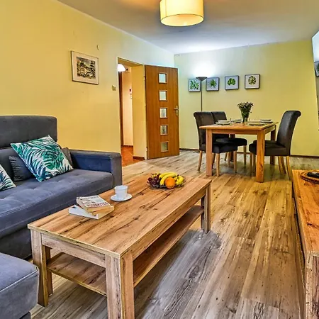 Na Turystycznej 10 - 5d شقة شكلارسكا بوريبا