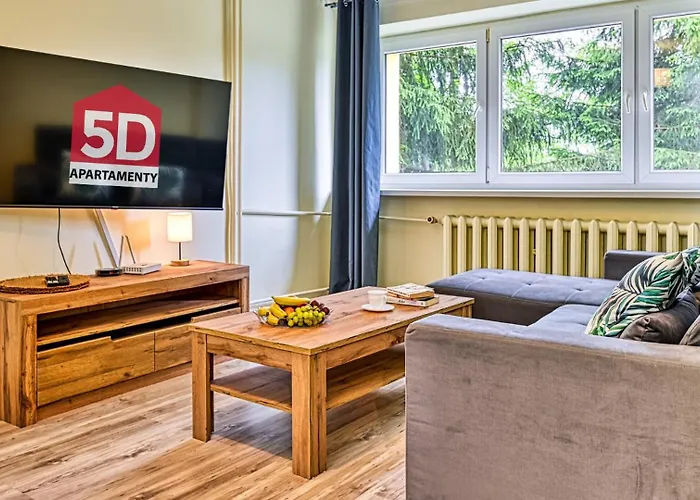 Lägenhet Na Turystycznej 10 - 5d